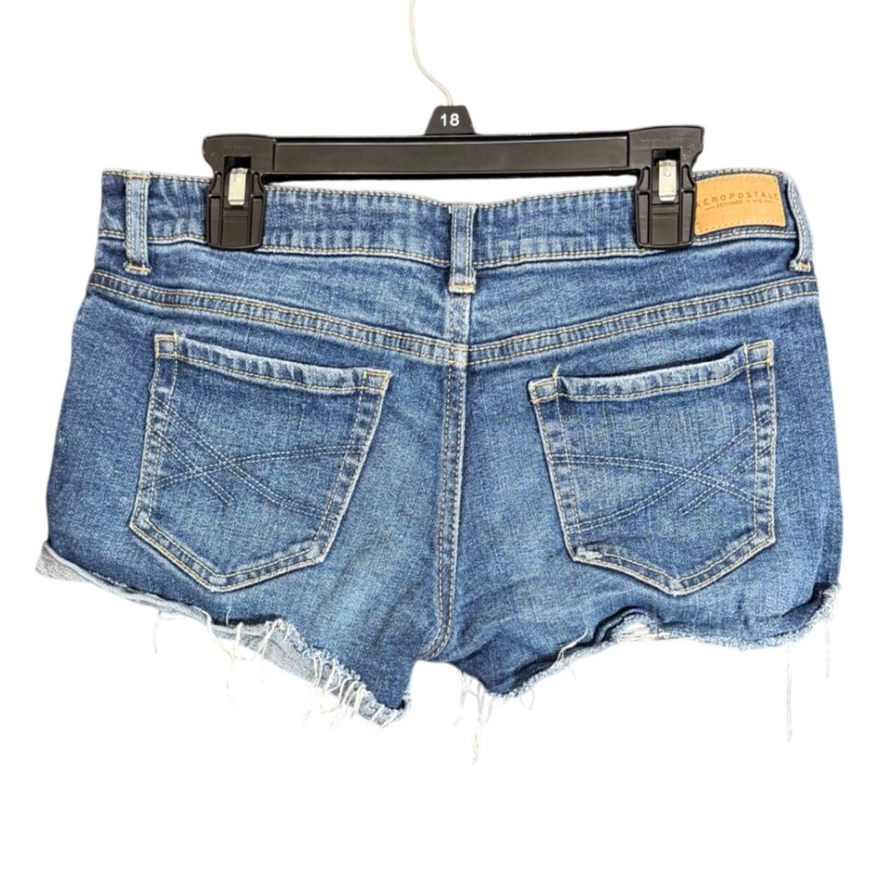 Aeropostale Women's Size 4 Distressed Denim Cutoff Shorts Womens Shorty Stretch - Picture 3 of 16